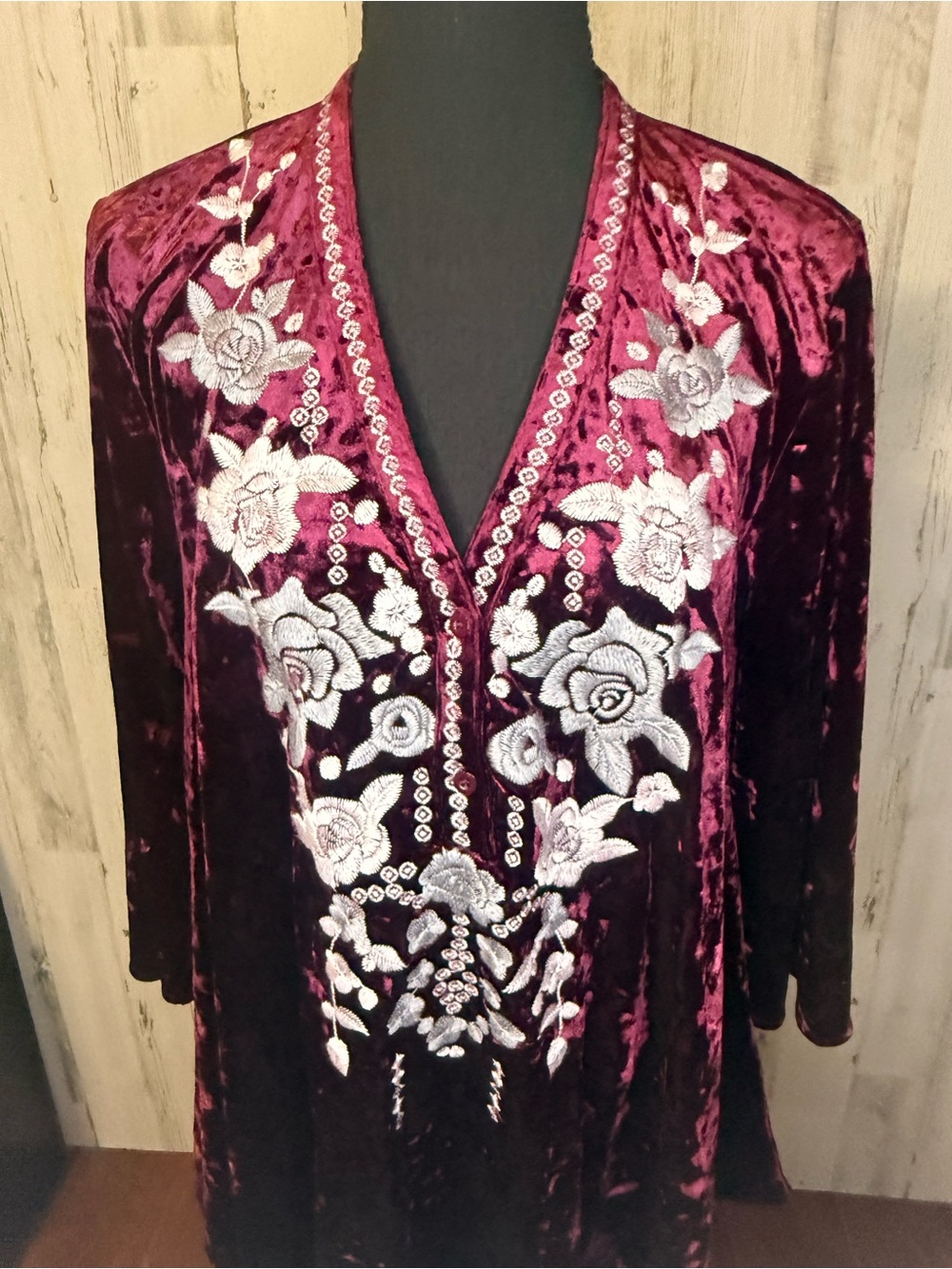 Andrée by Unit 90s Boho Burgundy Velvet Embroidered Floral Tunic Dress L - Picture 4 of 10